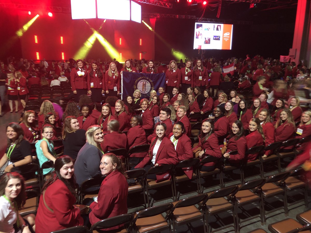 FcclaMason's tweet photo. Having a blast at the NLC! https://t.co/nrSuFds6cG