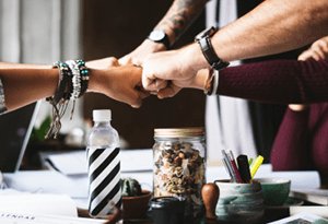 Co-working: Great Opportunity for Remote Writers | SkipTheDrive bit.ly/2trbClp