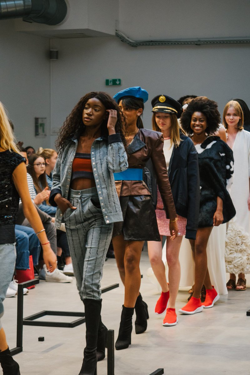 ecole_mjm's tweet photo. [#MJMblog] Revivez le défilé de mode de #MJMParis et plongez dans les backstages de l'évènement en photos. 😃
Une galerie à découvrir par ici ➡ https://t.co/siVZ9dg16B https://t.co/LsnjRElUc6