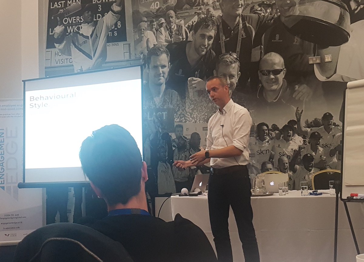 SmithHenderson1's tweet photo. What are the performance psychology secrets that actually make a difference? #EngagementEdge keynote Pete Lindsay of @MCFC explains. @PeteLindsay #EmployeeEngagement https://t.co/VKA0hhrUkB