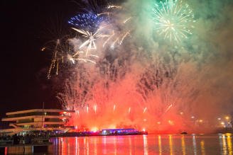 stardanze's tweet photo. ¡Llega la Feria de València! Mirad las actividades de #danza que tiene preparadas. :) https://t.co/k2YbKtYxu6