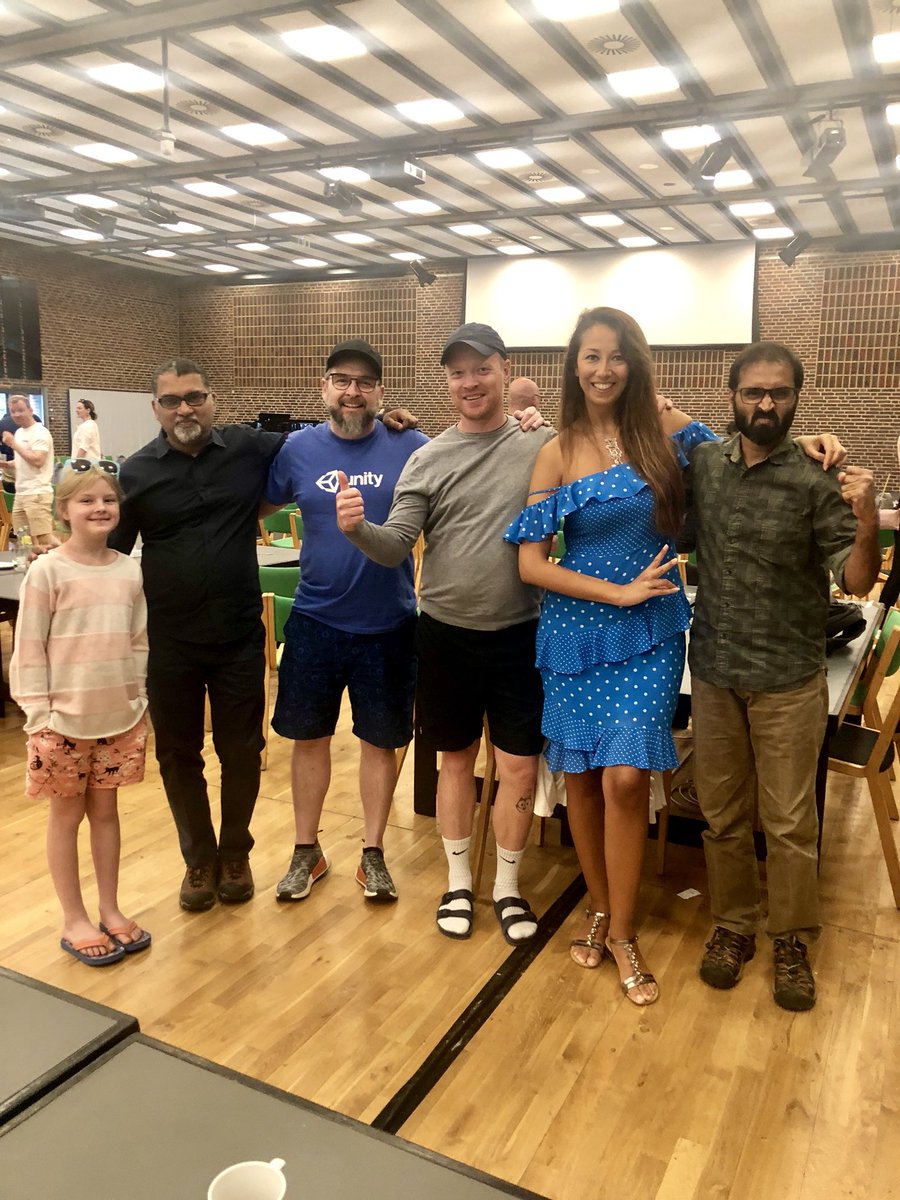 SimayDinc's tweet image. #unityhackweek super lucky to be part of Make a Movie Team, full of experts🚀hacking &amp;amp; having fun @unity3d @unityarvind, Jimmy, Ron, Ryan, Matthew👏