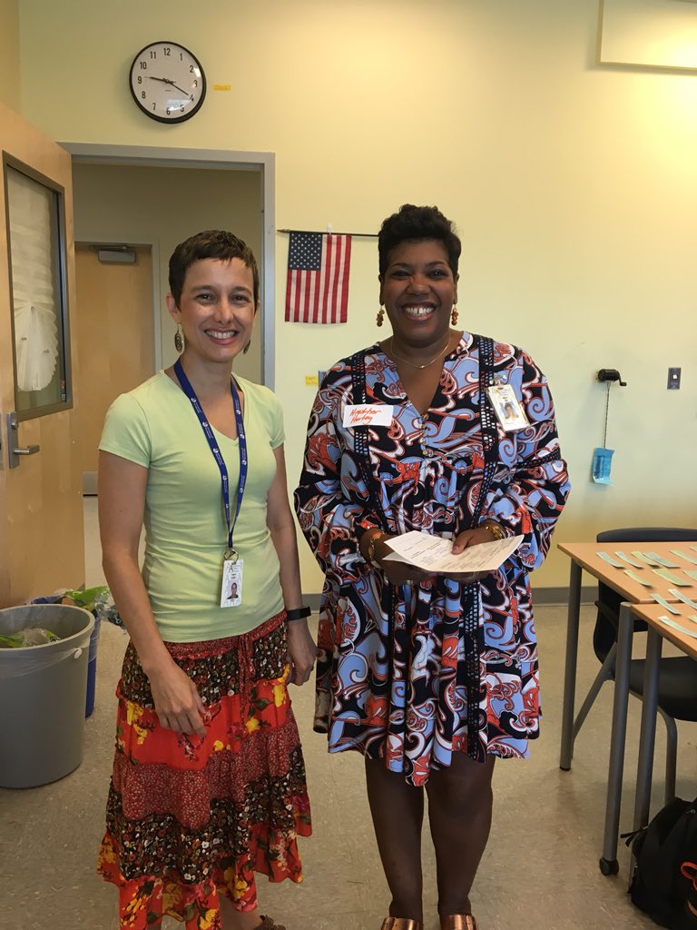 teacherburgos's tweet photo. Thanks Dr. Murphy, Dr. Robertson, Dr. Nattrass, Ms. McCullough,parents & friends 4your support attending #SupSem2018 Gallery Walk students enjoyed 🗣 about their learning @SuptPKM @WLHSPrincipal @APSTeachLearn @APSVirginia @APSGifted @SamKlein_ESOL @ssarber @APSPersonalized https://t.co/soPSy68MOY