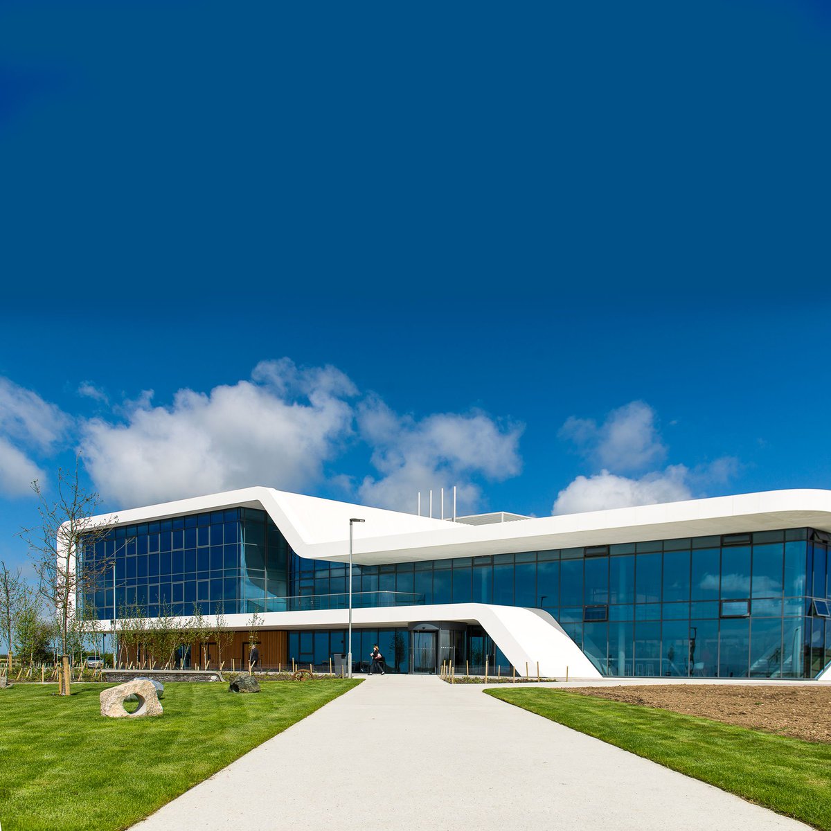Want to be inspired today?
Stop what you're doing and view our latest case study featuring Corian!
A breathtaking project for Menai Science Park in Wales
#YouCanWithCorian
hubs.ly/H0cRKZw0