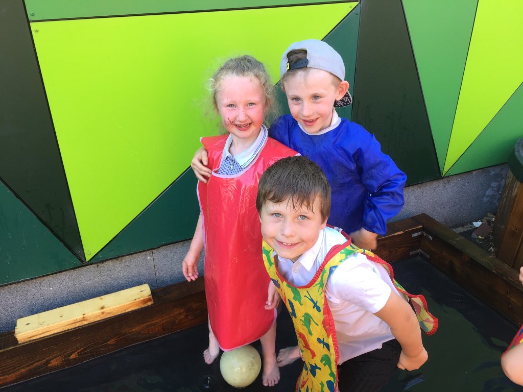 TreeHouseLTPA's tweet photo. Keeping cool in the new paddling pool! https://t.co/FAg3f4TngG