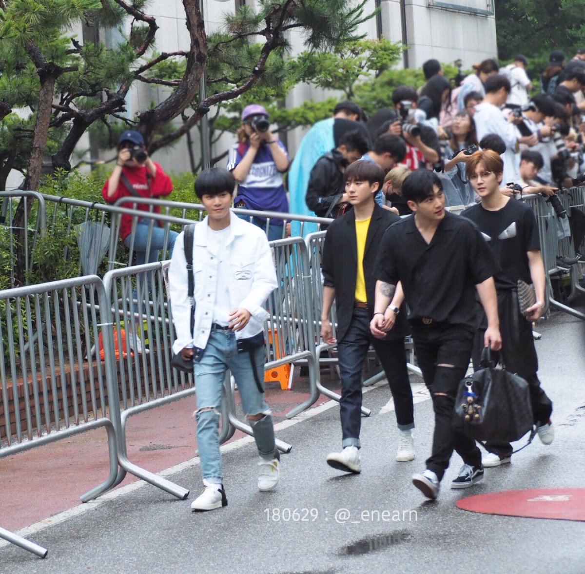 [5+13] 뉴븐틴 tweet media