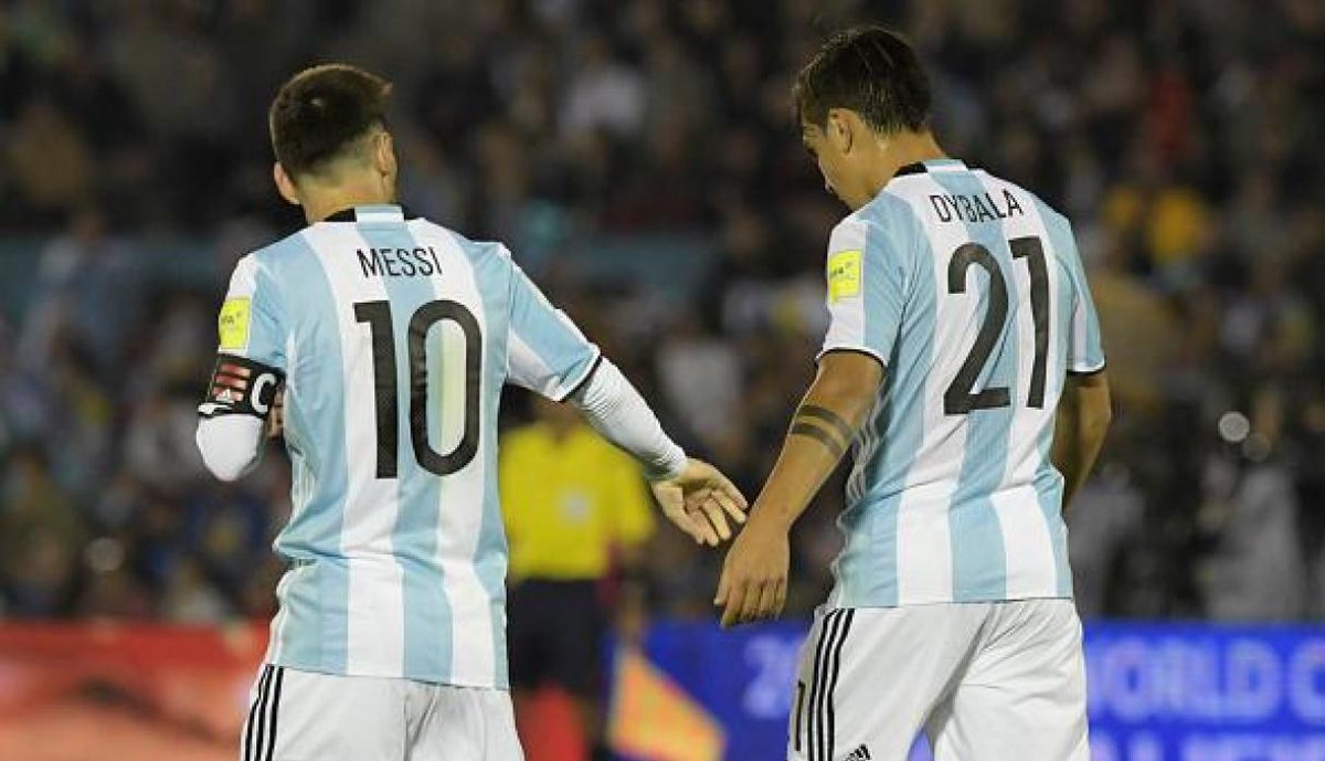 fadika66's tweet photo. "Ser campeón del mundo es el deseo de todos, y tenemos al mejor jugador de la historia para conseguirlo". Paulo Dybala.

¿ #PaoloDybala  el as bajo la manga de #Argentina ?

Mas juego para Dybala ¿Será la carta de triunfo del combinado de Argenitna? 

#Rusia2018 

#Clavezurda https://t.co/r3M1NwfPvK