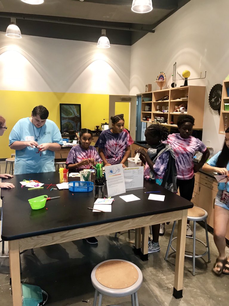 LMSLibertyPride's tweet photo. Learning doesn’t stop at Liberty! Our 21st Century students are enjoying a day of exploration at Cade Museum for Creativity and Exploration. #TeachLMS @FedProgramsRock @Grantham_Greats https://t.co/QSQLYk5QaM
