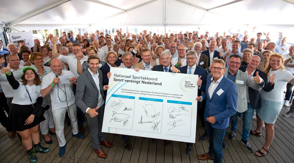 Vanmiddag is het Nationaal #Sportakkoord getekend. NOC*NSF is zeer verheugd met het vertrouwen dat de rijksoverheid, de Nederlandse Gemeenten en NOC*NSF in elkaar hebben uitgesproken om onze unieke sportinfrastructuur te behouden en te versterken. nocnsf.nl/nocnsf-blij-me… …
