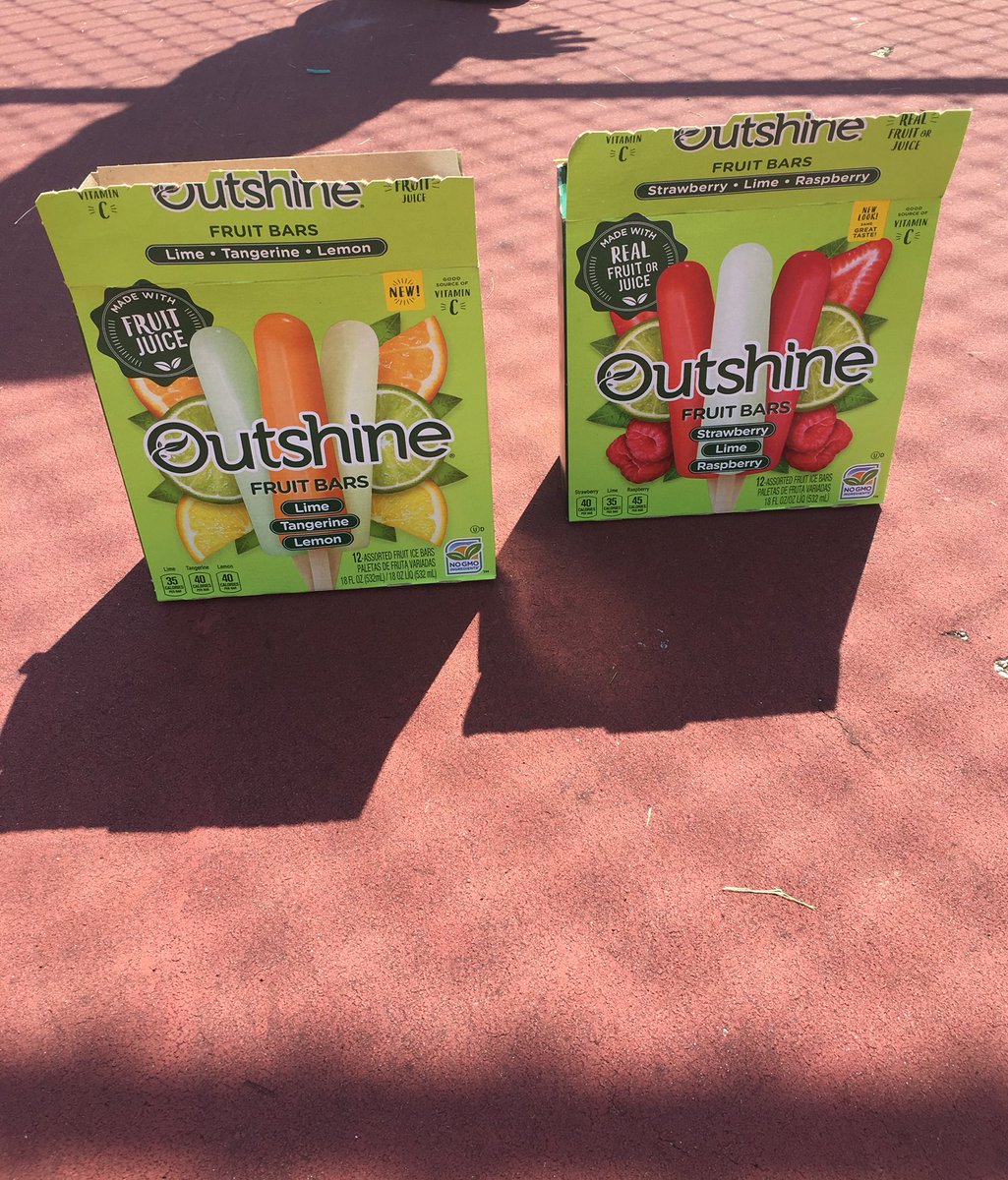 Marist_GTennis's tweet photo. Keeping cool with some yummy popsicles at camp today! 🍡
#ThanksKat https://t.co/htWIEfBOhj