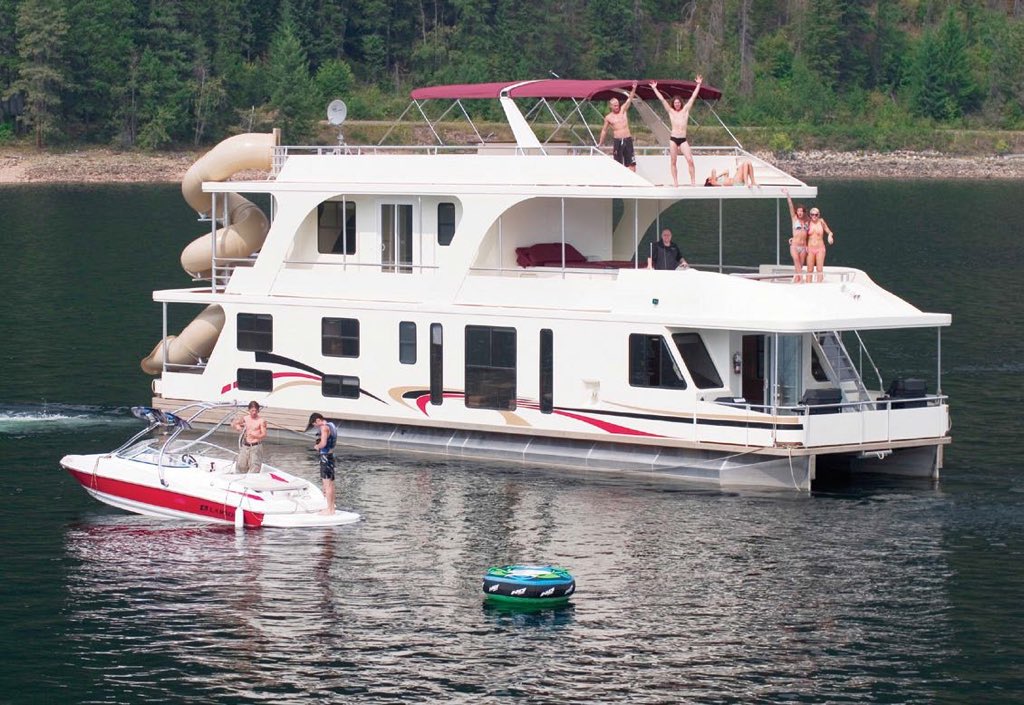 SunCruiserBoat's tweet photo. Contest Alert 🚨🚨 Ohhhh Snap! Win a Waterway Houseboat Vacation aboard the Genesis 66 which can sleep up to 24 guests! https://t.co/1u30ojfeG7 @WaterwayBC https://t.co/4lQNB998xT