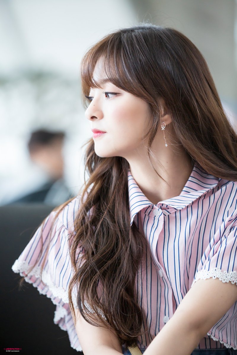 jizopatch's tweet photo. 180623 ICN 출국 
#fromis_9 #프로미스나인 #노지선 #NohJisun #이나경 #LeeNagyung
(@realfromis_9 ) https://t.co/qiB51OyXei
