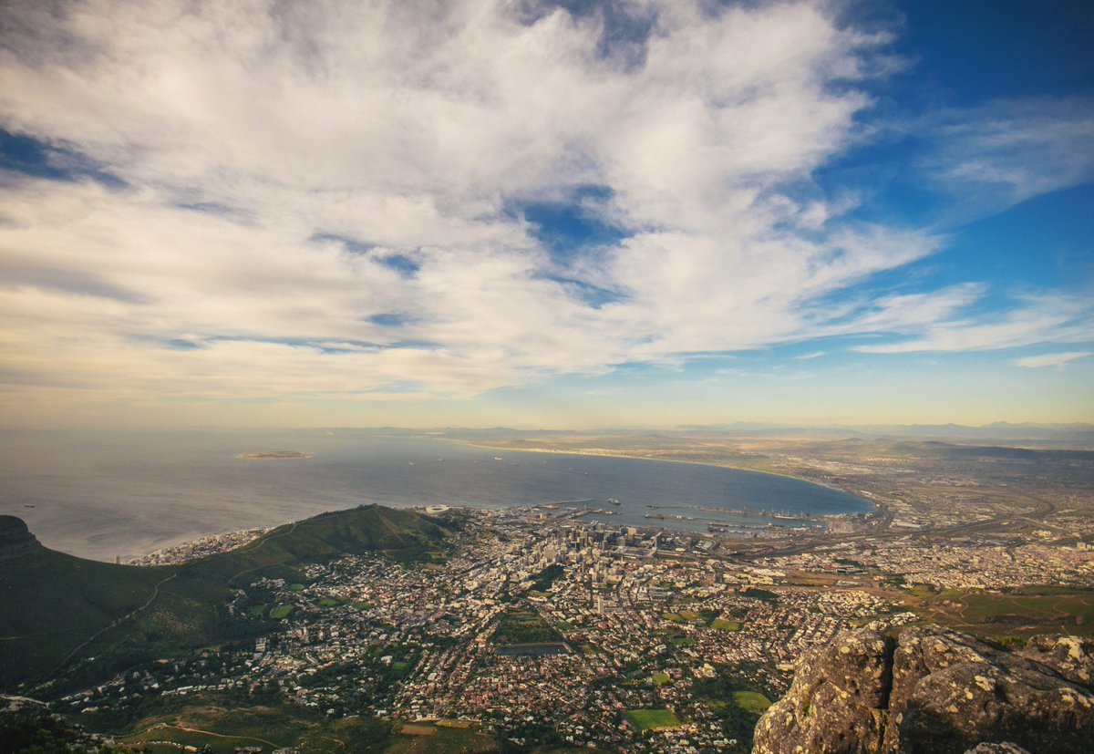 Val_Suto's tweet photo. Latest update on Rabies in #SouthAfrica after it was reported a young man died after getting bitten by a stray dog. If you're #travelling out there soon, please make sure you have all your #travel #vaccinations covered.

https://t.co/C7IzCE5LBq https://t.co/wOLQc9jz9Q