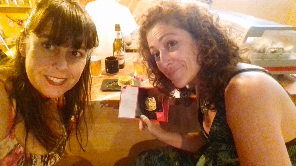 logromimeta's tweet image. Logromimeta disfruta de las tapas de Salamanca después de un gran curso con los grandes docentes excelentes del colegio Amor De Dios. Recomendaros este magnífico japonés en Salamanca, La Coartada. #logromimeta #docentesexcelentes #caravanaABPlogromimeta #trabajobienhecho