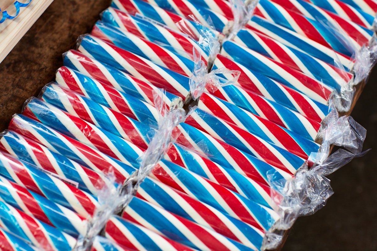 sunnybankmills's tweet image. Tonight&apos;s the night! Launch party for These Northern Types! Woooo! See you in the gallery 6-9pm. Trouble at mill bar, chips with gravy OR curry sauce, music and a brilliant, thought provoking exhibition #leeds2023 #thesenortherntypes #splitdesign #typography #letterpress