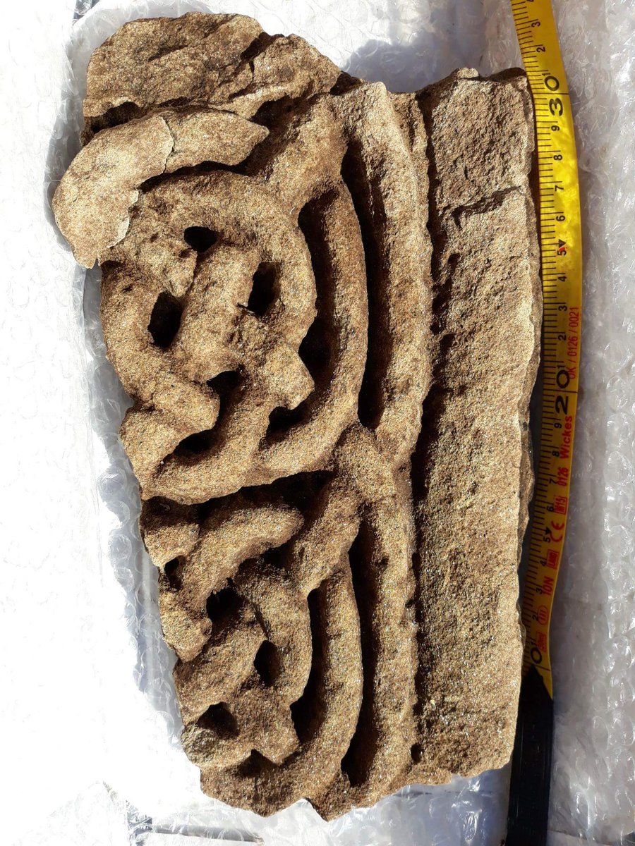 ProjectAndvari's tweet image. New #AngloSaxon sculpture fragment discovered on the Heugh at #Lindisfarne @PeregriniLLP #medievaltwitter @medcaut