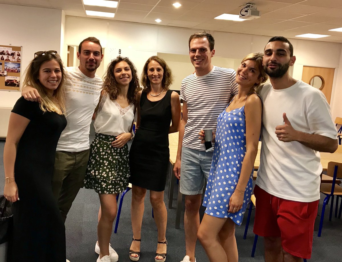 isasimoncini's tweet photo. Derniers instants à l’EEMI pour une partie de nos étudiants 😢 5 ans passés trop vite ... Bon vent à tous ! https://t.co/AC1Hwbhp2a