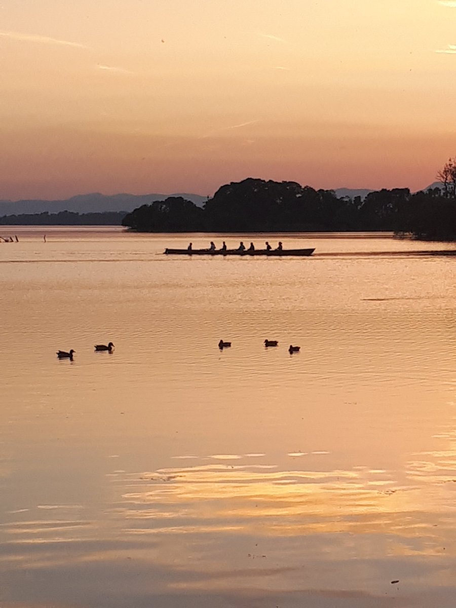 Evening sunset on Lough Leane #thisiskillarney 👌👌👌👌