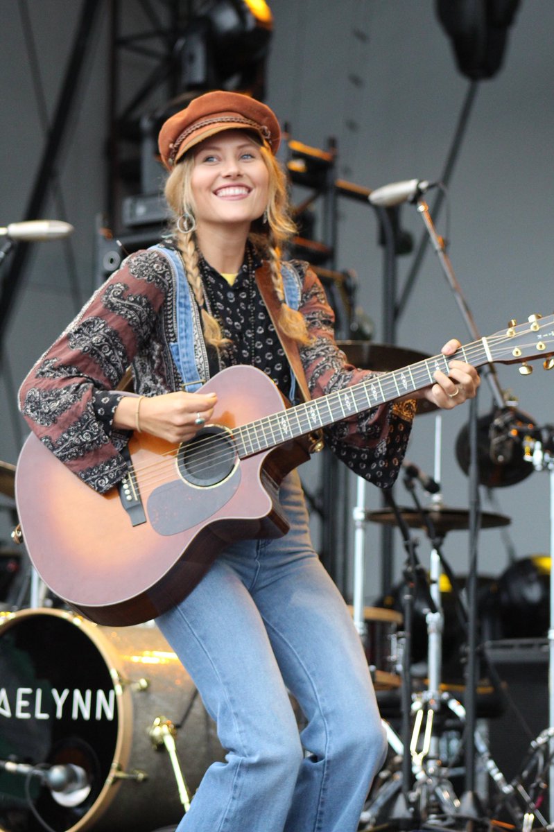 UnRated Magazine tweet media