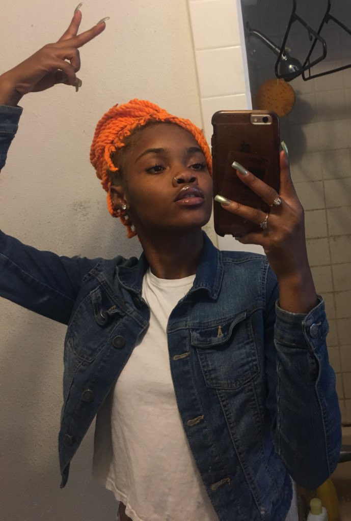 x_StonedRose's tweet image. Posted on the block like #Waddup