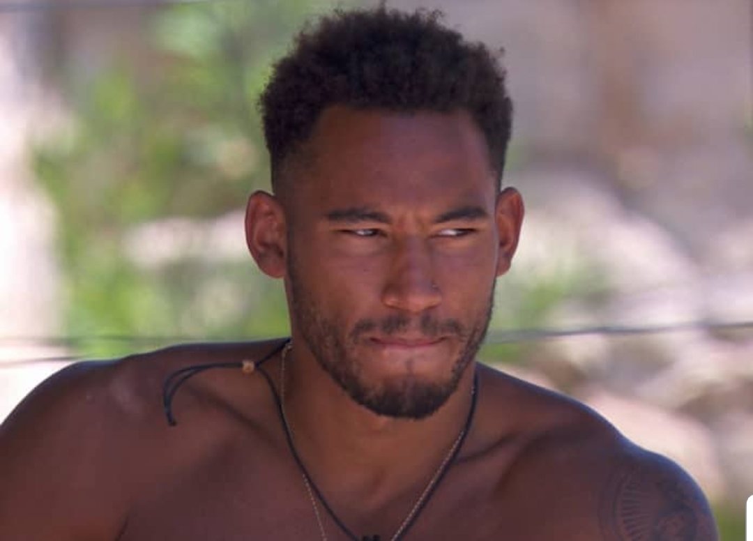 Paul_Tullius's tweet photo. #lovelsland can you sort it so Tinie Tempah drops a track during a show? https://t.co/CUmBTGB27h