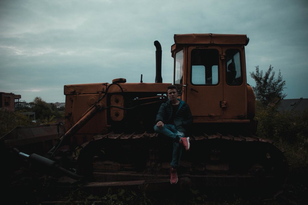 Villains never die. Instagram.com/9inety5ive_   🌗🌕🌓