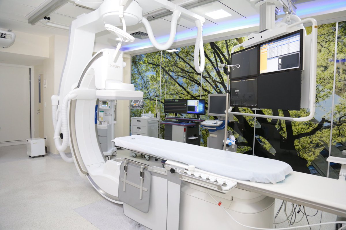 PenseGrandeRN's tweet photo. Completamente equipada com uma das melhores máquinas do mundo em exames cardiológicos, a Azurion, da Philips Healthcare, a nossa Hemodinâmica também está de portas abertas para os pacientes! https://t.co/7WuWNTEjXN