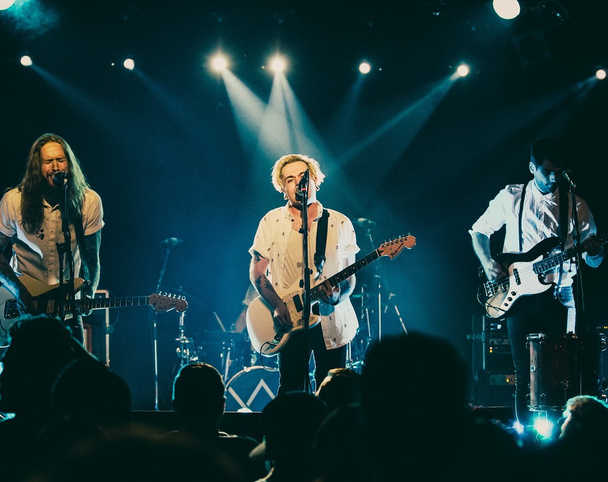 Ask us anything.

📸 <a href="/lindseyblane/">Lindsey Blane</a>