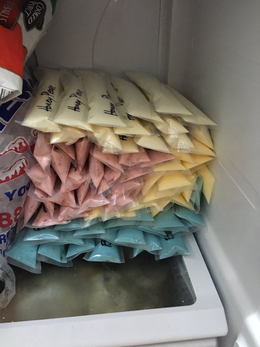 Made some pops from my homemade yogurt. Kids gonna smile.