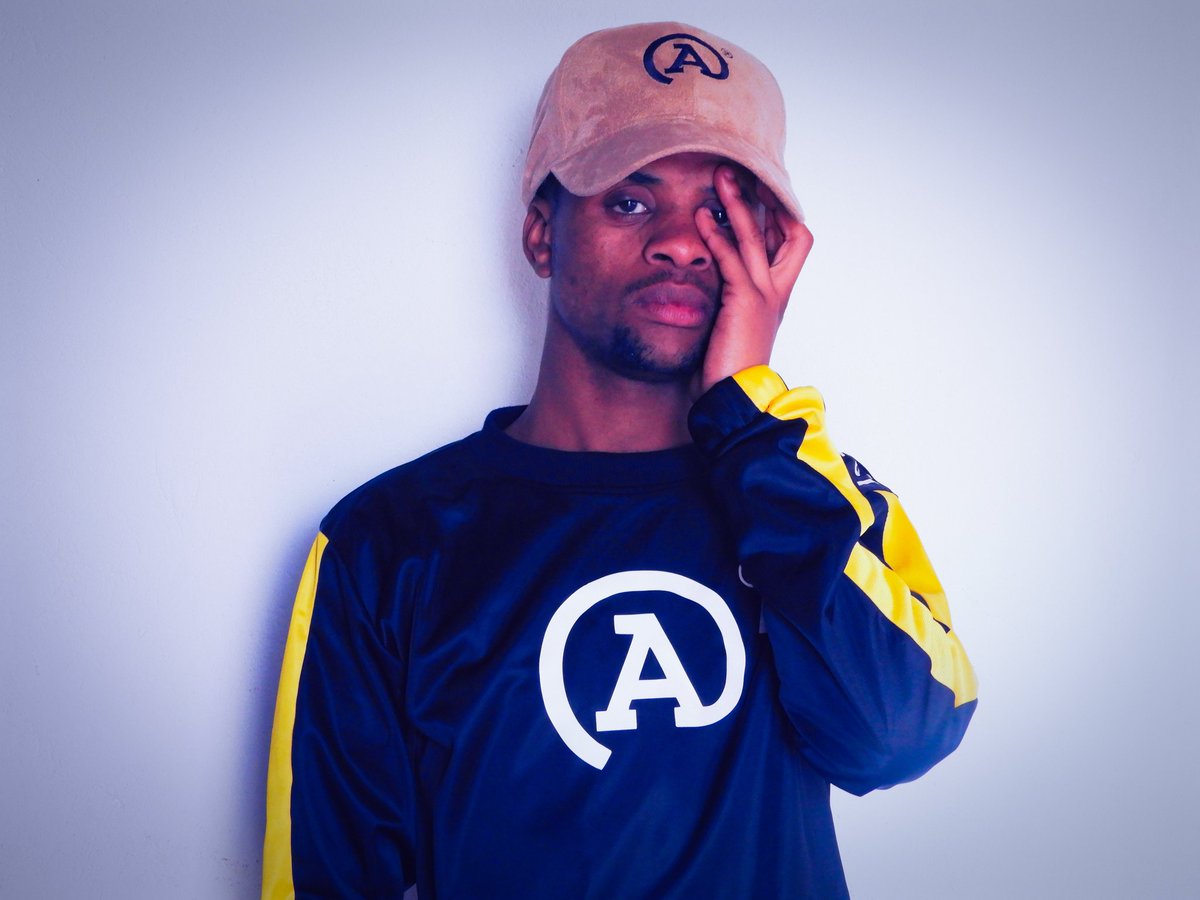 MohlomiTshepang's tweet photo. Tshepang mohlomi actor /Director https://t.co/wgqHGBYCT2