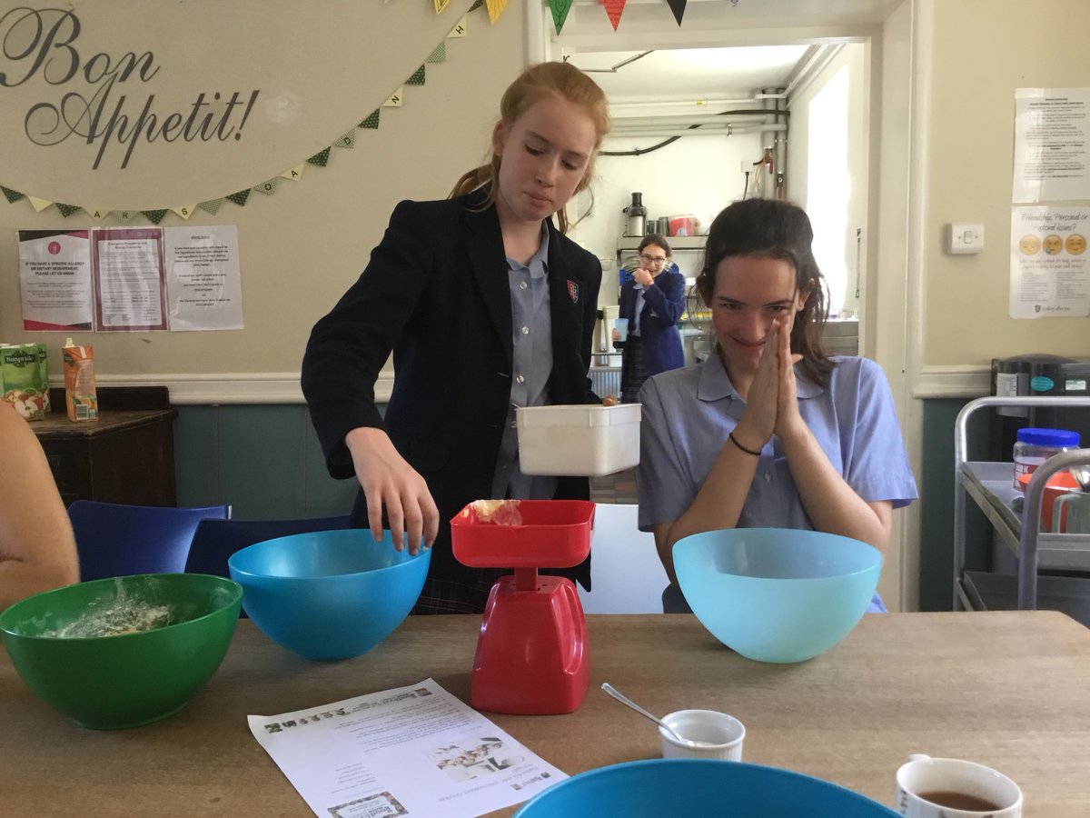 THSch_Boarding's tweet photo. Tonight we’re making...... Cookie Dough!! #yum #sugaroverload #iloveboarding #thboarding https://t.co/gQiFnJMwTs