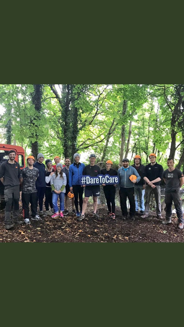 letusrevolt's tweet photo. By the time I met Ruth & @CareertoLove in person for the first time (at the @OrangeworksIE #BearGryllschallenge), we felt like kindred spirits just because of tweets!! Nothing like eating #liveinsects, building shelters & smearing mud on faces to bond people forever! https://t.co/6ZqBtvBNwm
