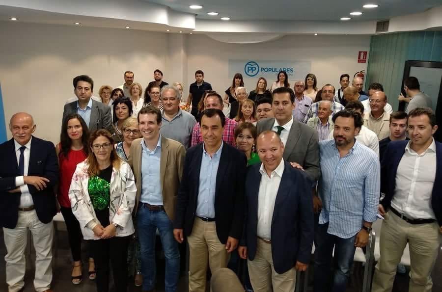 PPdeBenavente's tweet photo. Los #candidatos a la Presidencia del #PP van pasando por #Zamora. #OrgullososdelPP https://t.co/ko7Qw5dYfQ