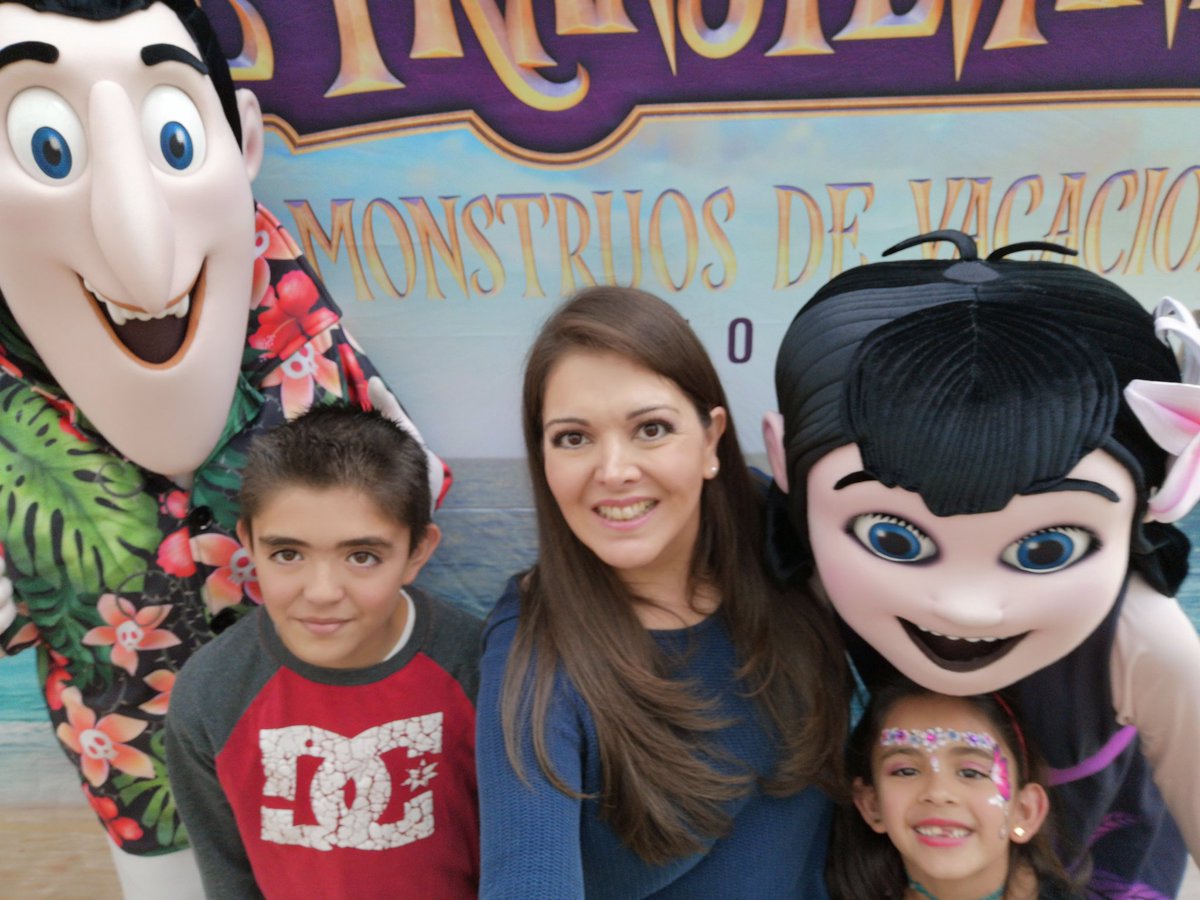 SanayHermosa's tweet image. Hoy tuvimos la invitación de Novotel para presentarnos sus habitaciones temáticas de la nueva peli #HotelTransylvania3 La pasamos increíble y muy consentidos. @NovotelMexico @Hotelt @SonyPicturesMX #NovotelFamily #HT3