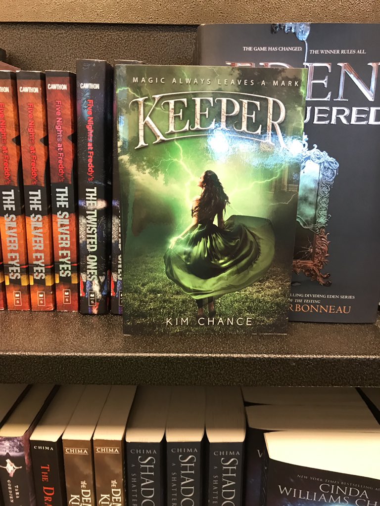janinebats's tweet photo. Guess what I found in #Daytona @BNBuzz! It's #Keeper by @_KimChance! #keeperinthewild @fluxbooks https://t.co/aClBewoSAR