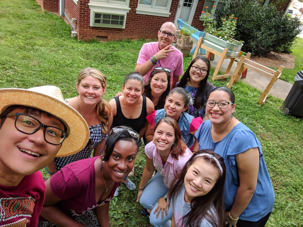 DouglasNekeisha's tweet photo. Awesome day it was learning and collaborating outdoors today! #gardenbaselearning #ElonEd #MEd521 #howiparticipate @participate https://t.co/LMtxVAtyiT