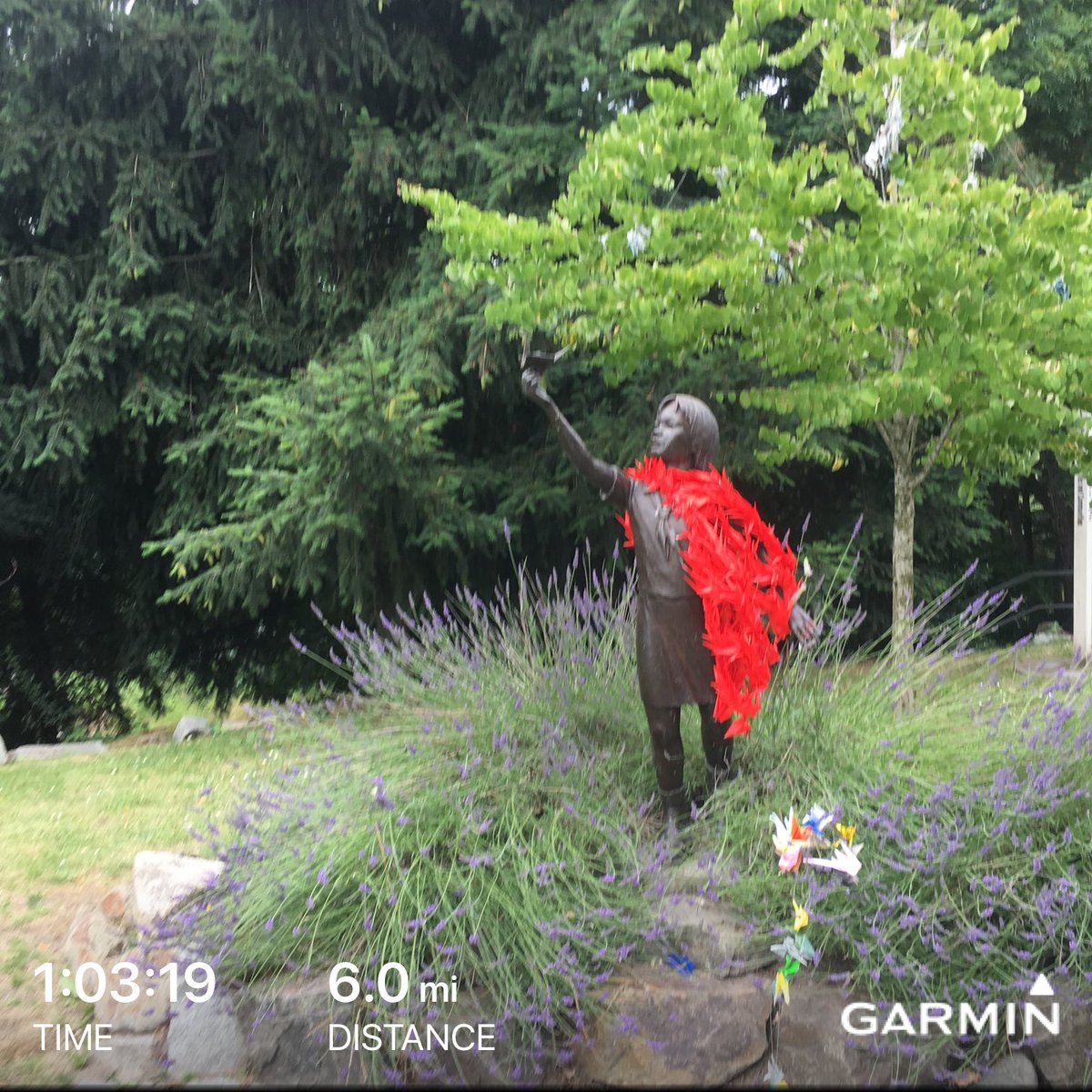 charzen1129's tweet photo. #beatyesterday #garmin #SadakoSasaki #SeattleWA #LakeUnionLoop #BurkeGilmanTrail with ⁦@CJZenzick3⁩ 🏃🏻‍♀️🏃🏻‍♂️ https://t.co/MIPV6G8PL5
