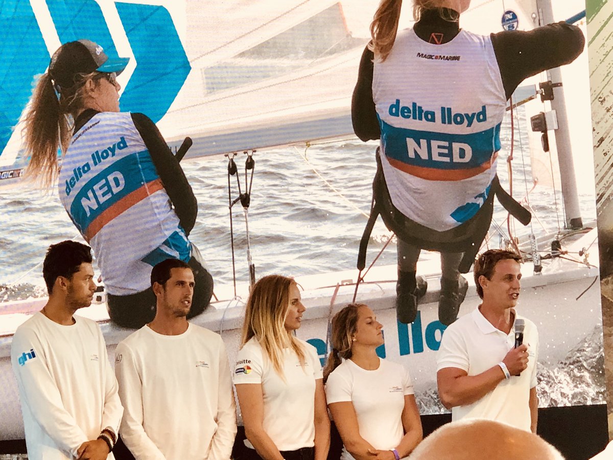 1jeroenvandijk's tweet photo. Mooie dag @volvooceanrace met Koen Melis en @MeindertVanD #indrukwekkend #therealadventure https://t.co/VAWrgcUio6
