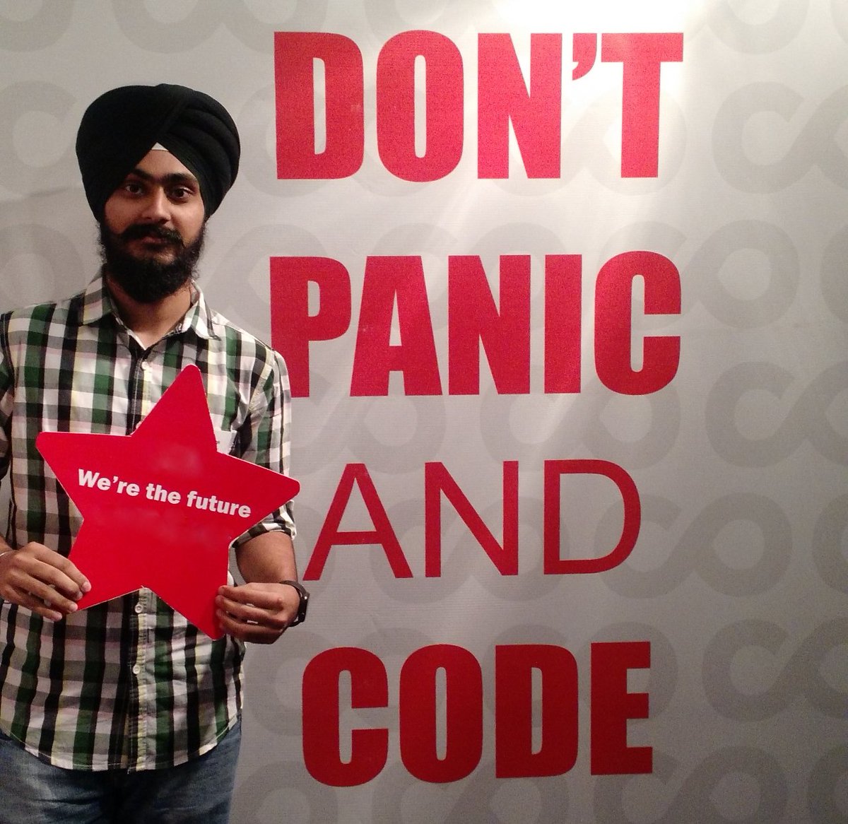 ameykpatil's tweet image. This guy is taking a step ahead in his life. I have learnt so much from him. I am going to miss him at @Crowdfire. All the best @ApsOps.