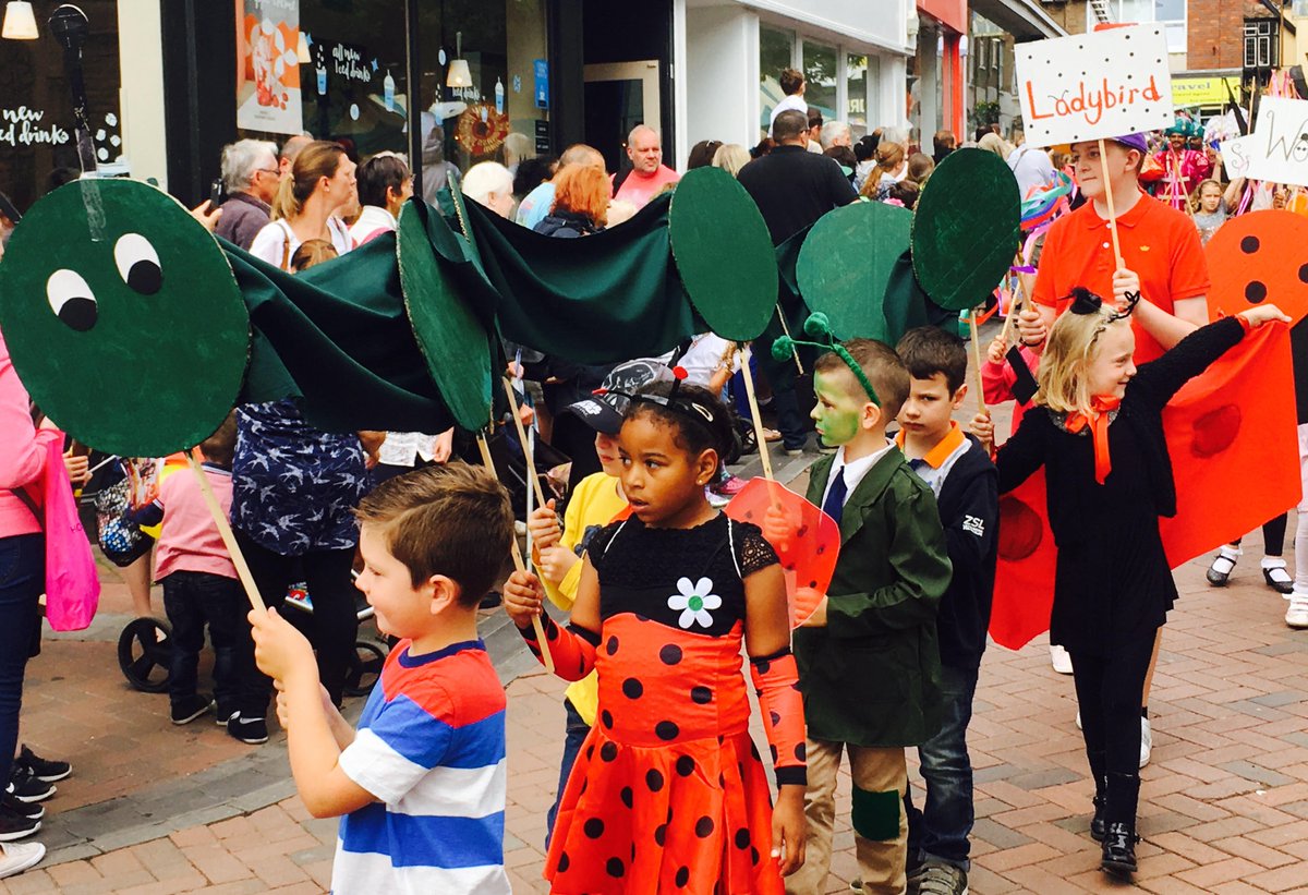 WhizzFizzFest's tweet photo. Best of luck to all the schools taking part in our Magic &amp; Mystery Parade tomorrow! @Elmhurst_School @AylesburyHigh #HaydonAbbey @BiertonCESchool #BroughtonJunior @GreenRidgeR2 #WilliamHarding #WinslowCOE @bearbrooksch #WaddesdonJunior #BedgroveJunior @TurnfurlongJSch &amp; more! https://t.co/rYG0tJEfCy