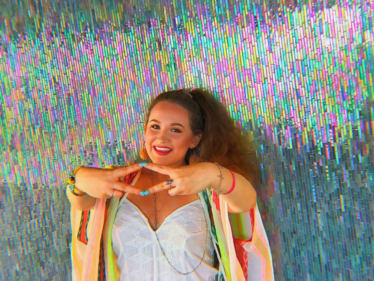 alne713's tweet image. Hi it’s me again reminding you to GO ADPI 💎 #tamu22 #goadpi @adpiaggie