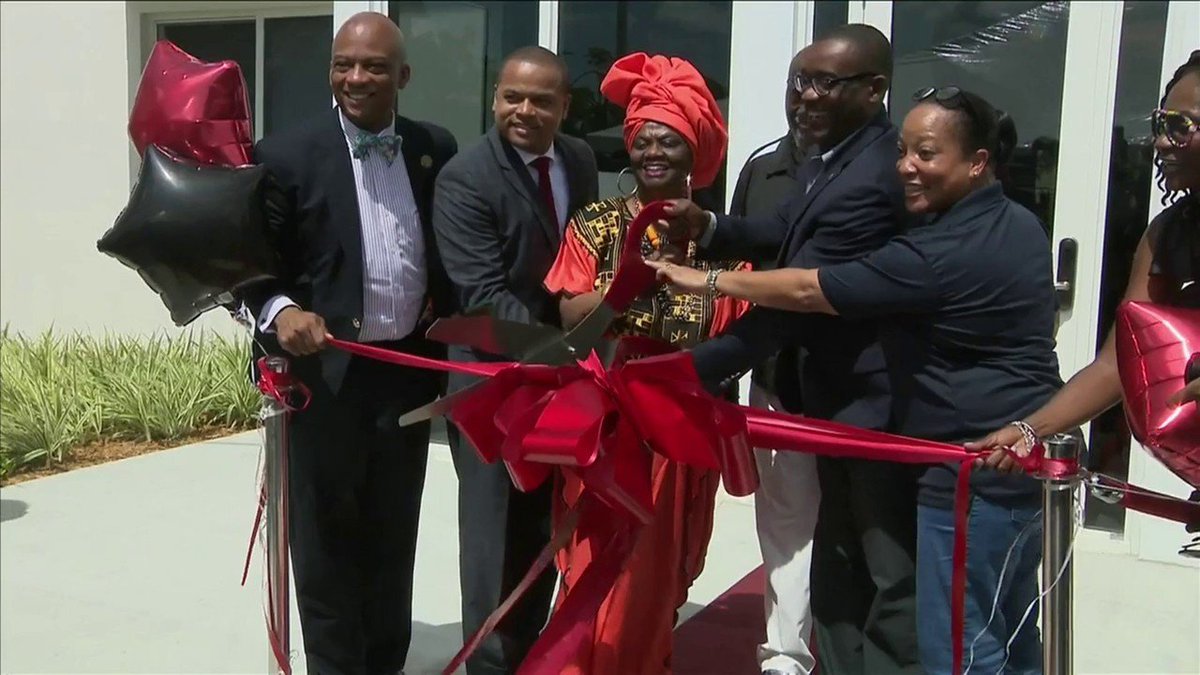 Ribbon-cutting ceremony held for Liberty City's new $38 million apartment complex bit.ly/2IEHlEb?utm_so… https://t.co/oRSZKyqAt3