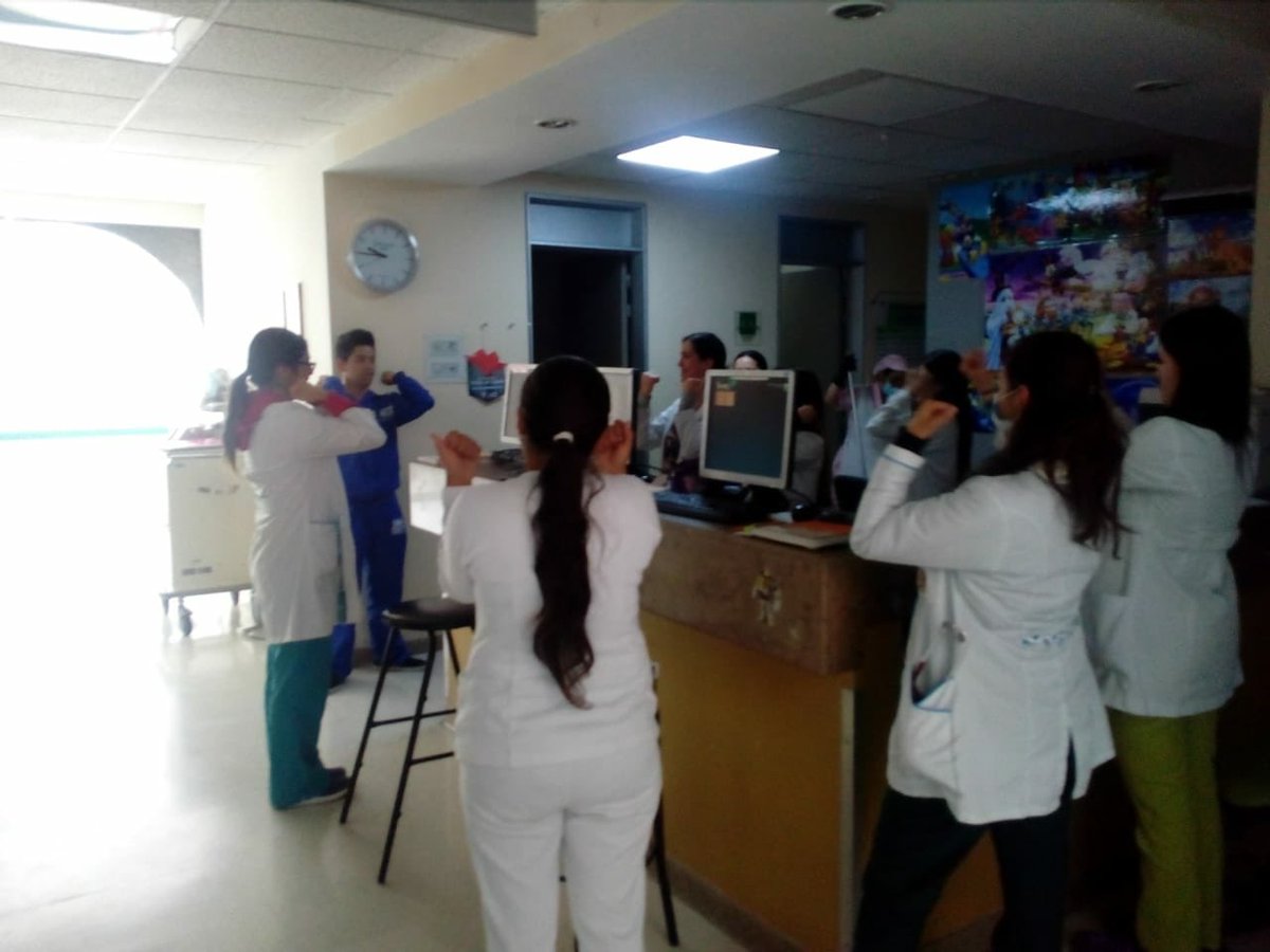 USSSuba's tweet image. Las acciones de promoción de la actividad física también están dirigidas a nuestros colaboradores, es por ello que el Parche Activo retó a los funcionarios del Centro de Servicios Especializados (CSE) de Suba y los invitó a moverse más por su salud.