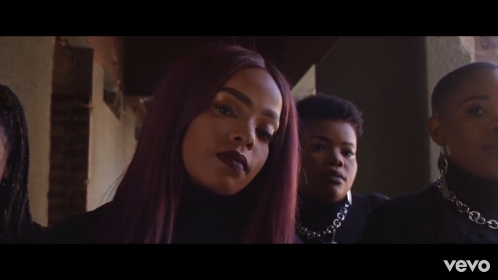 odievezi's tweet photo. Love this๐ขโค๏ธ๐ #Shekhinah ft #Mariechan. The video: simple yet so beautiful. The message/meaning behind the lyrics...โค๏ธโค๏ธ๐๐ฝ https://t.co/Q5iFOwrPSm