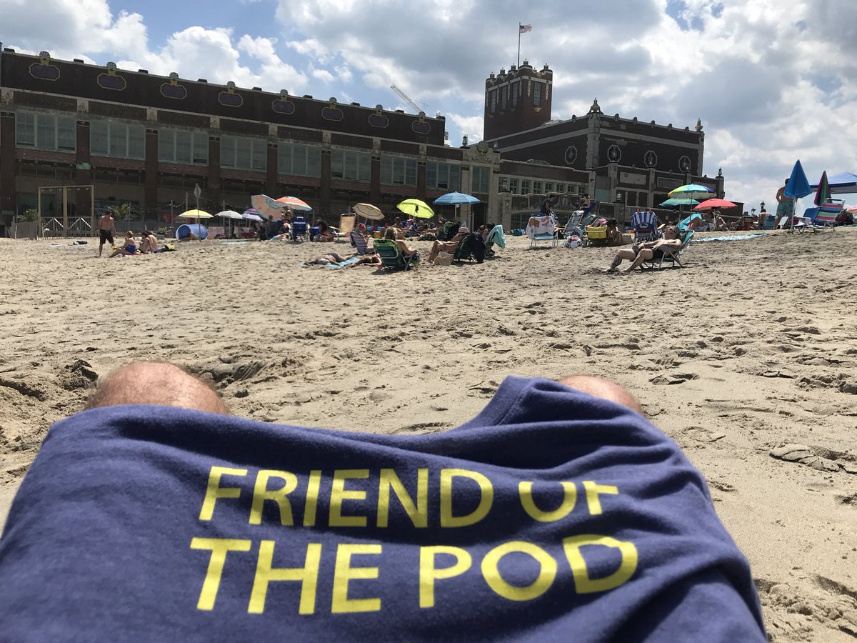 rogerNYC77's tweet image. @jonfavs @jonlovett @PodSaveAmerica #representing Listening to the Pod at the beach. #inmerch #wegetit