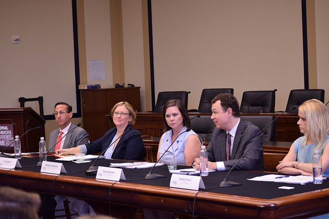 NetCaucusAC's tweet photo. Check out the video from our first #SCOTUSTech briefing-- Carpenter: How SCOTUS Defines Constitutional Privacy in the Digital Age https://t.co/qkUWcDTaaR https://t.co/vG27jdxGxu
