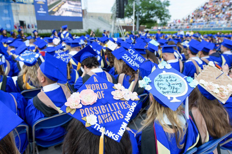 UDelaware's tweet image. In an effort to help students graduate in four years, #UDel has removed the limit on the number of credit hours covered by full tuition each semester. Now, students will be able to take 18 or more credit hours, if needed, without paying more. ow.ly/TcvN30kJrCW