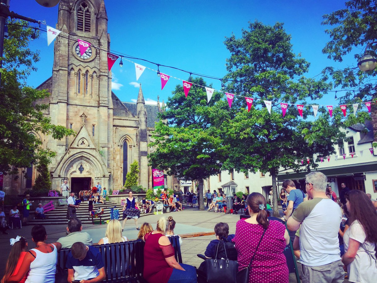 callanderfest's tweet photo. Two weeks to Summerfest! 90+events &amp; activities for all the family in #Callander @lomondtrossachs Full programme &amp; tickets on sale at https://t.co/UAxMAxYz3b https://t.co/yT8ROZfaAf