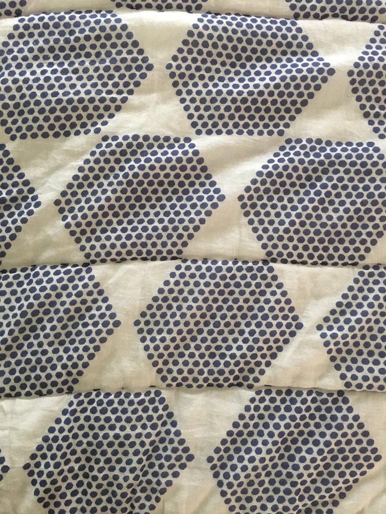 millsmath's tweet photo. What patterns and shapes do you see? #ispymathandscienceeverywhere https://t.co/NQ3pZsWauP