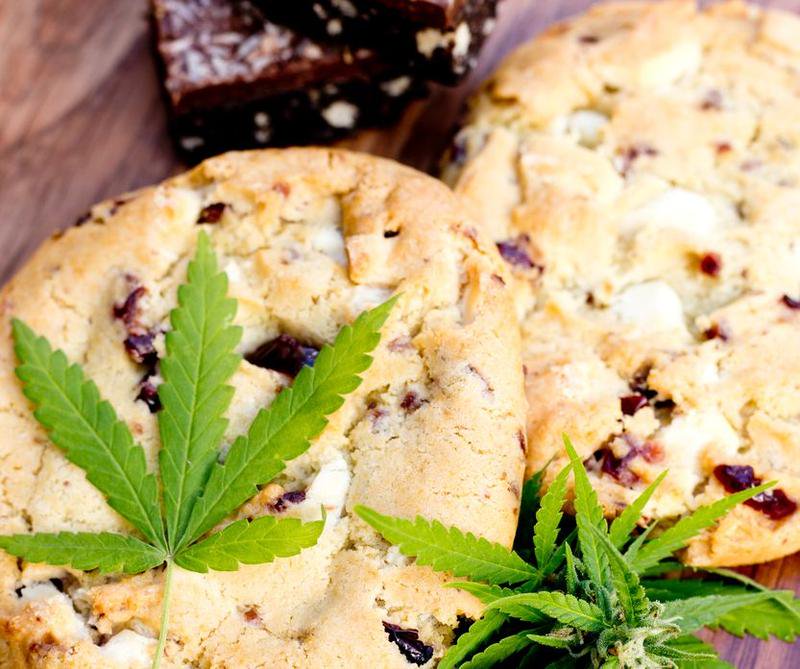 Cannabis Etiquette In The Age Of Legalization dlvr.it/QYyZmr https://t.co/rDaGxKHF7o